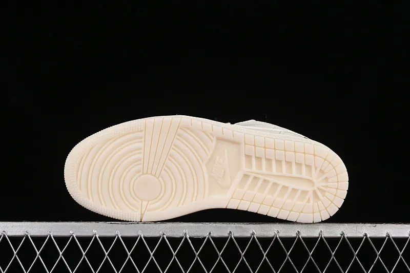 All categories Air Jordan Jordan series basketball shoes Air Jordan 1 Low High-end customized low-top sneakers Air Jordan 1 Low AJ1 Joe 1 Bape joint-Zhuba stitching High-end customized low-top basketball shoes LJ6688-002